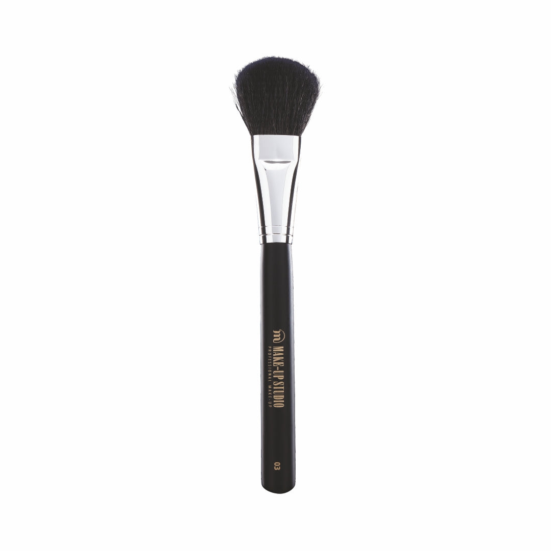 Make-Up Brush Pro Range No. 3